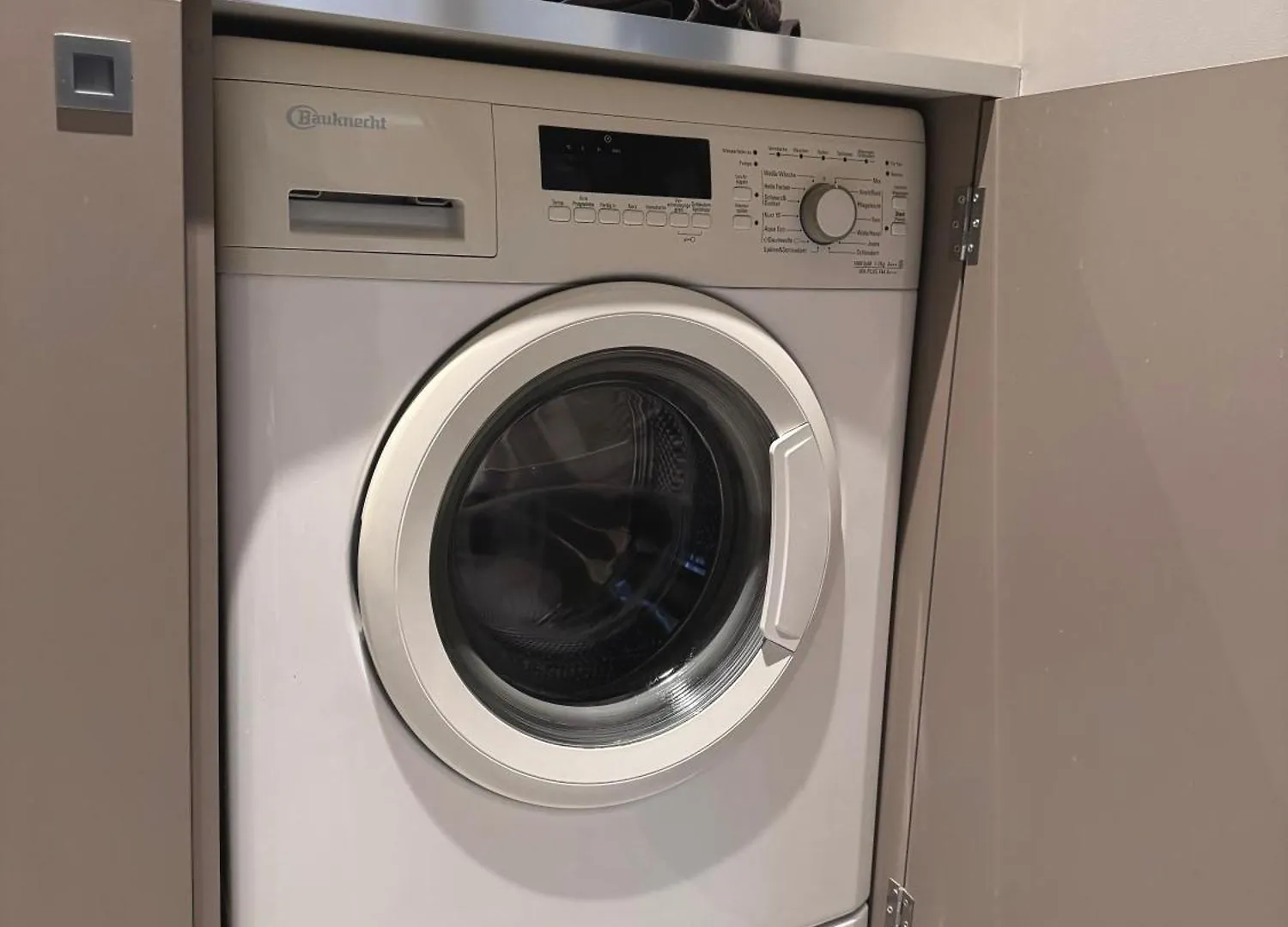 nastrojowy apartament 2 pokojowy 6 min od lotniska Warszawa