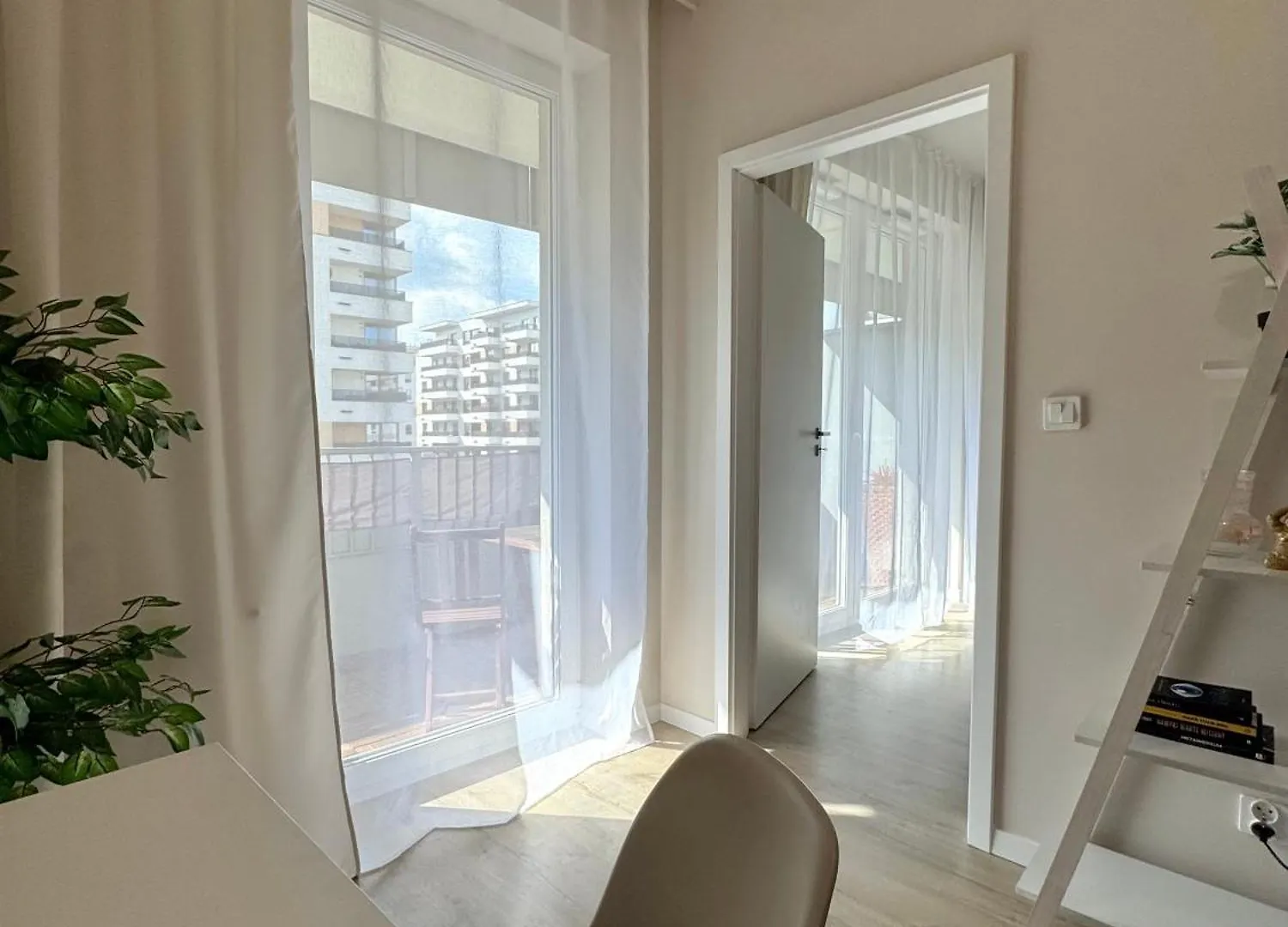 nastrojowy apartament 2 pokojowy 6 min od lotniska Warszawa Polska